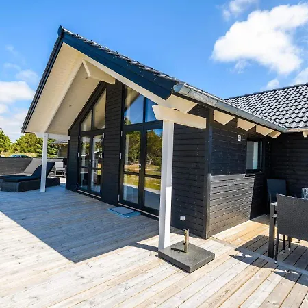 Holiday home Clxxii