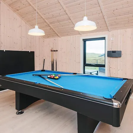 Prázdninový dům 8 Person In *