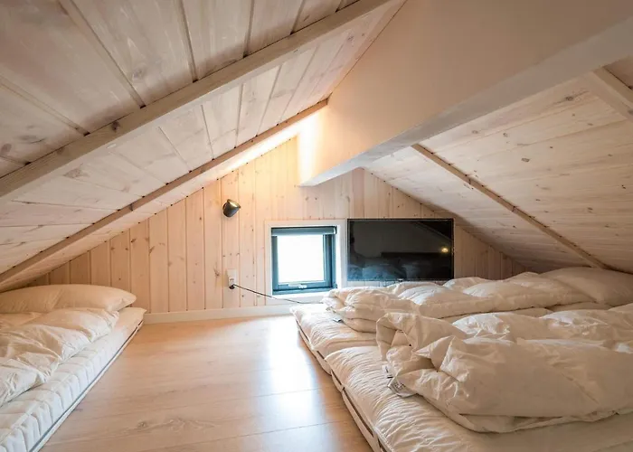 8 Person In Дом отдыха