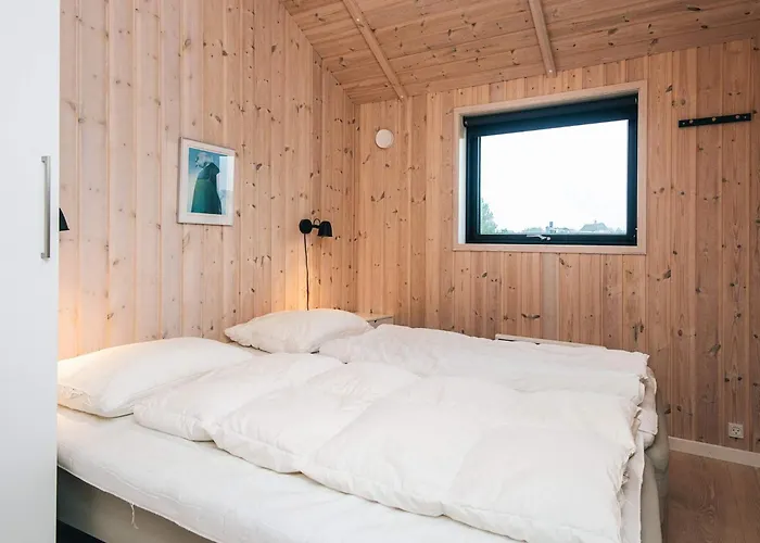 8 Person In Дом отдыха