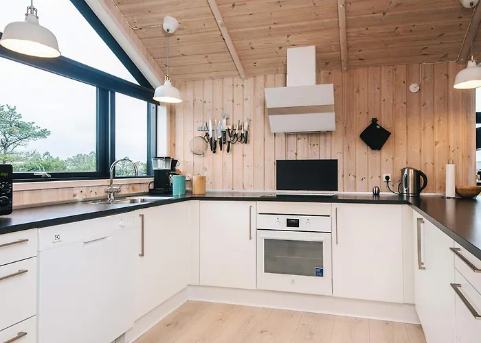 Дом отдыха 8 Person In