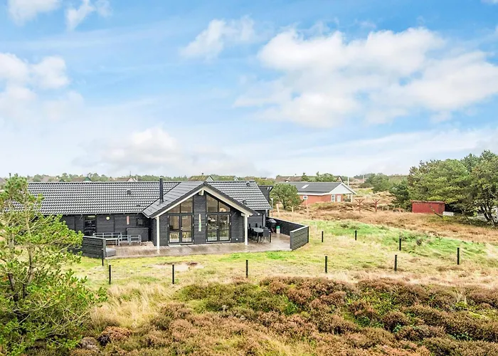 Дом отдыха 8 Person In