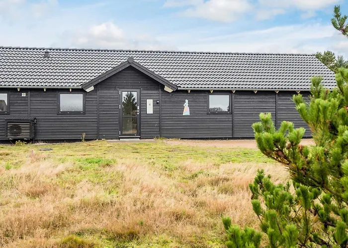 Дом отдыха 8 Person In *